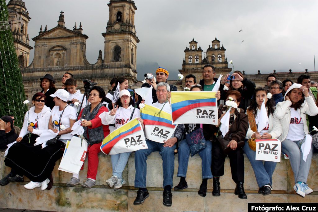 Participación política y social activa